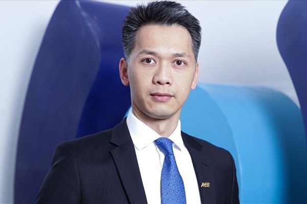 Ông Trần Hùng Huy chi 120 tỷ đồng gom mua cổ phiếu ACB - Hình 1