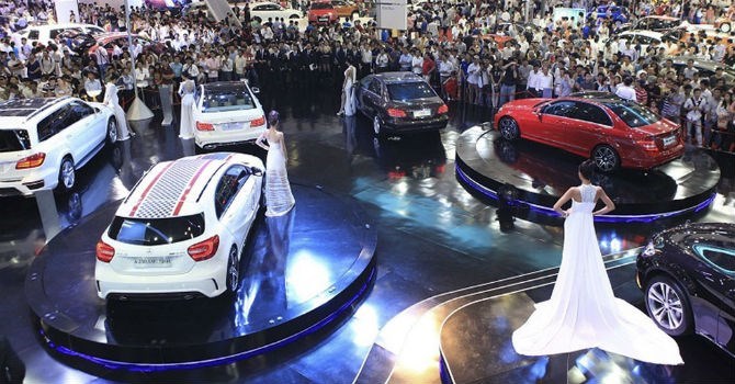 Thị trường ô tô Việt 2019: "Màn so găng" giữa xe nội - ngoại