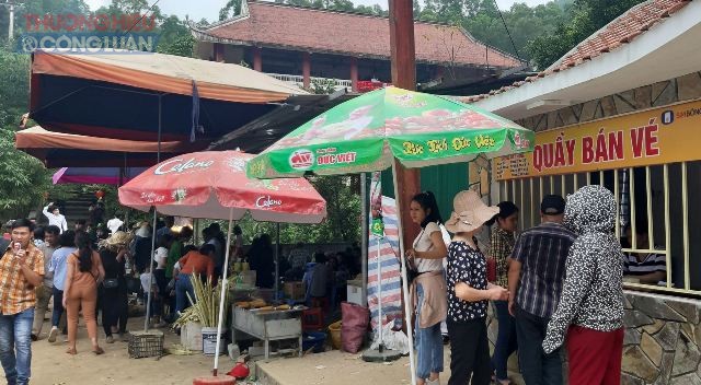 Hà Tĩnh: Khai hội chùa Hương Tích năm 2019 - Hình 2