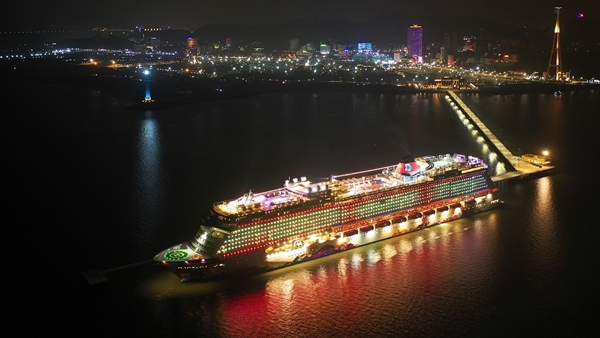 Cảng tàu khách quốc tế Hạ Long: Gỡ nút thắt cho du lịch tàu biển Quảng Ninh - Hình 2