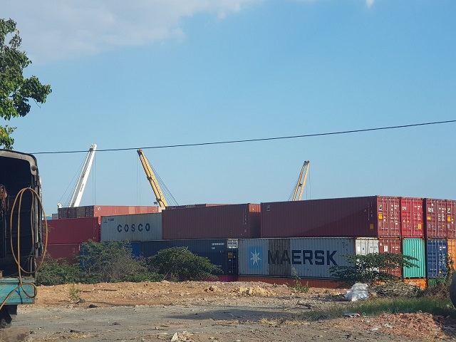 Vì sao hàng chục ngàn container phế liệu bị tồn ứ tại các cảng biển? - Hình 1