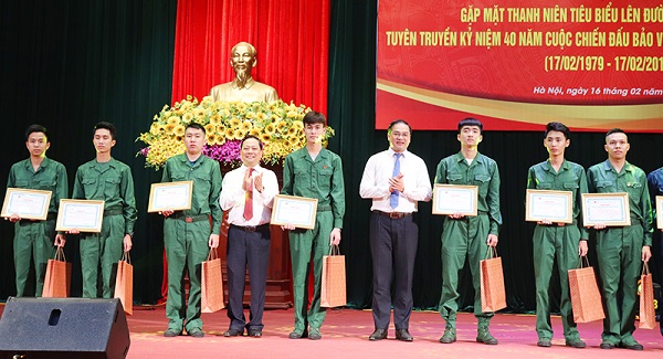 Hà Nội: Gặp mặt, giao lưu các thanh niên tiêu biểu tình nguyện lên đường nhập ngũ 2019