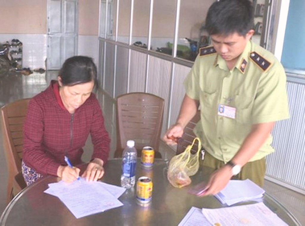 Đắk Lắk: Bán xăng kém chất lượng, bị tước giấy phép 2 tháng, phạt hơn 150 triệu đồng - Hình 1