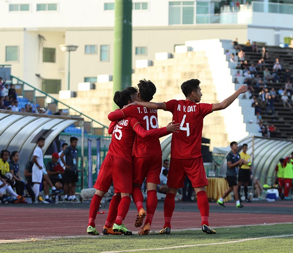 U22 Việt Nam giành chiến thắng nhọc nhằn trước U22 Philippines trong trận đấu ra quân