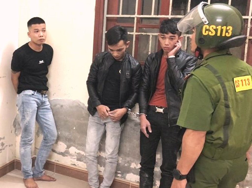 Đà Nẵng: Lực lượng 911 truy bắt hàng loạt đối tượng mang mã tấu, ma túy