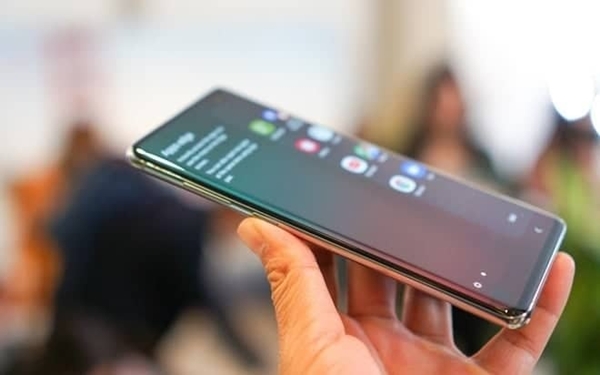 Samsung Galaxy S10 có gì nổi trội? - Hình 5