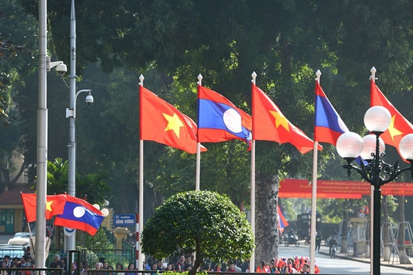 Không ngừng vun đắp quan hệ đặc biệt Việt Nam -Lào - Hình 1