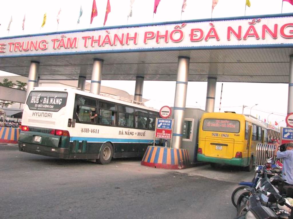 Đà Nẵng: Siết chặt xử lý "xe dù, bến cóc"