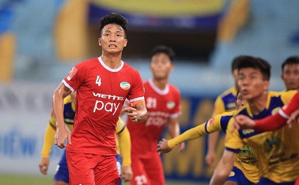 Quế Ngọc Hải nhận thẻ đỏ, Viettel nhận thất bại trận mở màn V- League