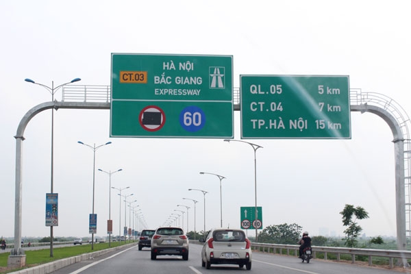 Cấm các phương tiện lưu thông trên QL 1 và cao tốc Hà Nội - Bắc Giang trong ngày 26/2 - Hình 1