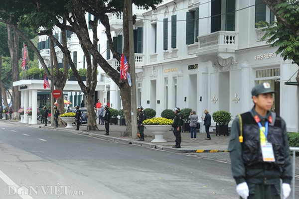 An ninh siết chặt ở khách sạn Metropole trước cuộc gặp Trump - Kim - Hình 2