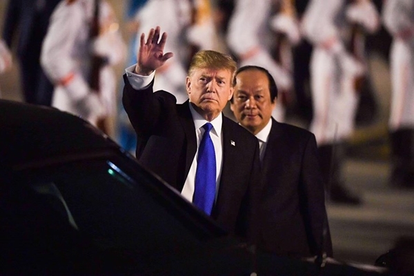Tổng thống Donald Trump cảm ơn người dân Việt Nam vì sự đón tiếp nồng hậu - Hình 2