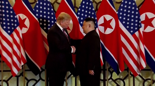 Gặp ông Kim Jong Un, ông Trump hứa “một tương lai tuyệt vời” cho Triều Tiên - Hình 3