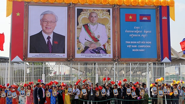 Tổng Bí thư, Chủ tịch nước kết thúc chuyến thăm Lào và Campuchia - Hình 1