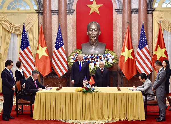 Tổng Bí thư, Chủ tịch nước Nguyễn Phú Trọng tiếp Tổng thống Donald Trump - Hình 7