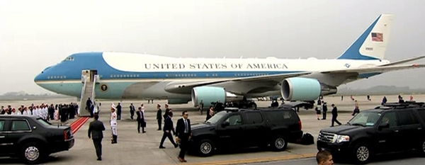 Tổng thống Donald Trump cùng đoàn tháp tùng rời khách sạn Marriot ra sân bay - Hình 8
