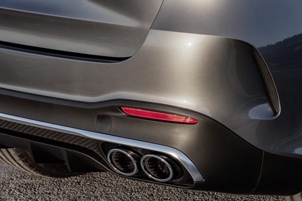 Mercedes-Benz GLE53 lộ diện với cơ chế lai giúp tiết kiệm nhiên liệu, tăng sức mạnh - Hình 4
