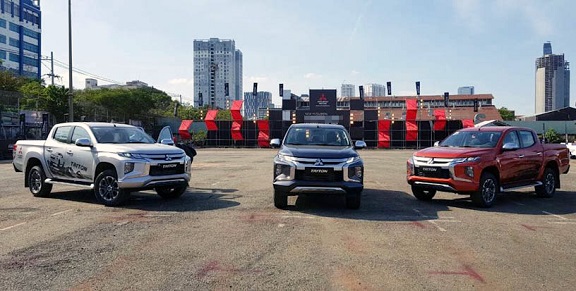 Từ ngày 10/4/2019, chính thức tăng phí trước bạ xe bán tải, ô tô VAN