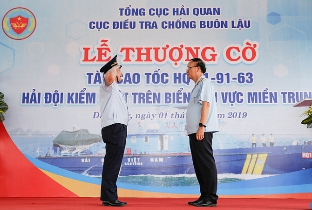 Đà Nẵng: Lễ nhận bàn giao và thượng cờ trên tàu cao tốc HQ 11- 91- 63. - Hình 2