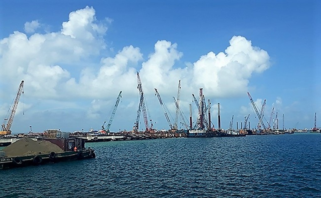 Quảng Nam: Cho phép Hòa Phát Dung Quất nhận chìm hơn15 triệu m3 vật chất xuống biển - Hình 1