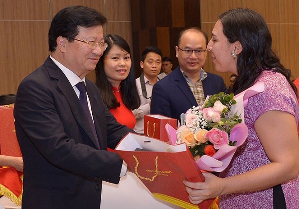 Lãnh đạo Quốc hội gặp mặt nhân Ngày quốc tế phụ nữ 8/3