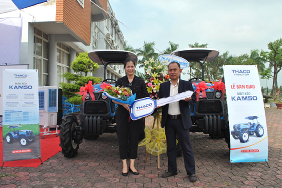 Máy kéo THACO xuất xưởng phục vụ sản xuất nông nghiệp