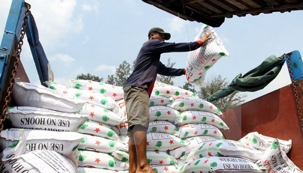 Việt Nam nhập siêu 84 triệu USD trong hai tháng đầu năm