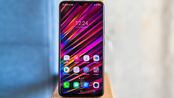 Hàng loạt smartphone giảm giá mạnh đầu tháng 3/2019 - Hình 6