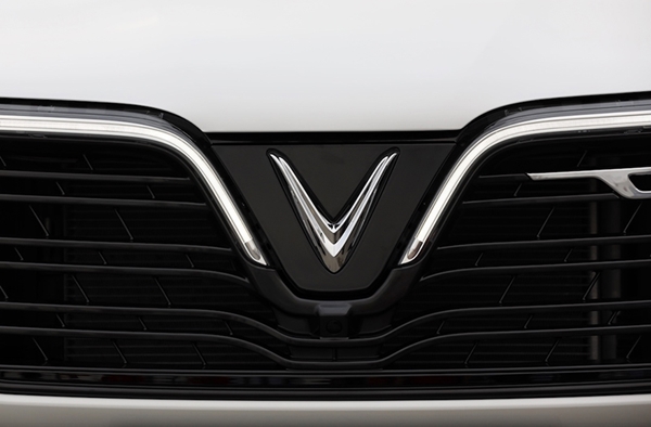 VinFast hoàn thiện sản xuất mẫu xe Lux SA2.0 đầu tiên - Hình 6