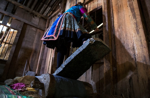 Phụ nữ H’Mông và nghề dệt vải lanh truyền thống ở xã Lùng Tám - Hình 16