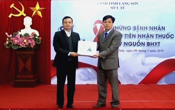 Lạng Sơn: Tổ chức sự kiện “Những bệnh nhân đầu tiên nhận thuốc ARV từ nguồn BHYT”