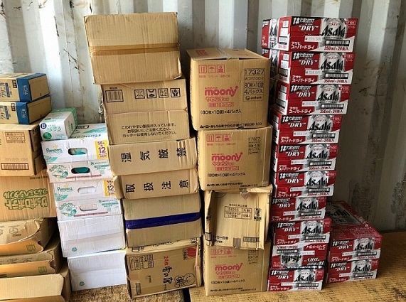 Cục Hải quan TP. HCM: Truy tìm chủ lô hàng bách hóa nhập lậu