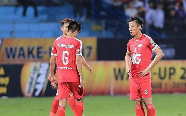 Trung vệ Quế Ngọc Hải nhận án phạt nặng từ VFF