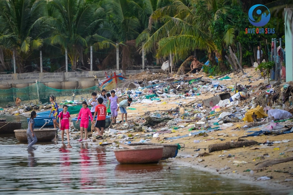 6879 km theo dấu chân rác thải nhựa của nhiếp ảnh gia Việt - Hình 21