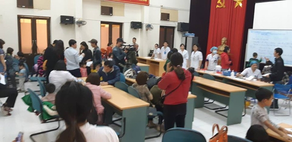 Bắc Ninh: Gần 400 học sinh mầm non nghi bị nhiễm khuẩn ấu trùng sán lợn phải xuống Hà Nội khám - Hình 5
