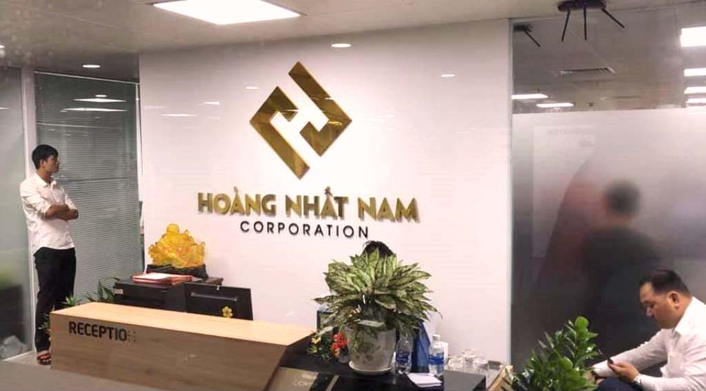 Quảng Nam: Nghi ngờ “bẽ kèo” hàng trăm người dân mua đất kéo đến vây ráp Doanh Nghiệp. - Hình 4