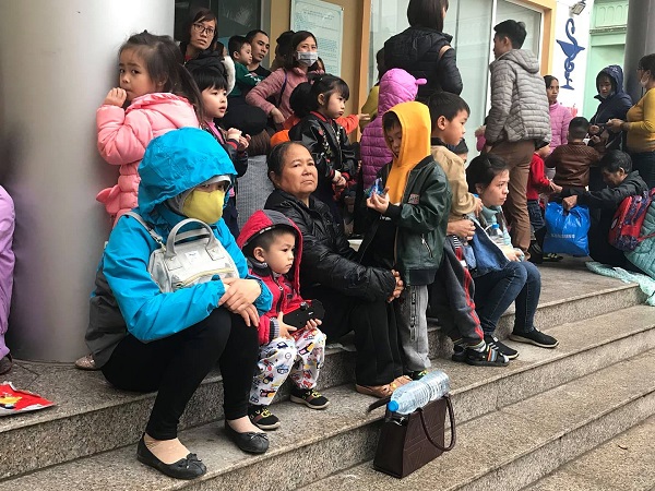 Bắc Ninh: Đình chỉ một loạt cán bộ liên quan vụ nhiều trẻ bị nhiễm sán lợn