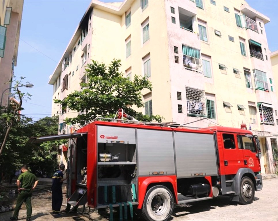Đà Nẵng: Cháy lớn tại căn hộ tầng 5 chung cư - Hình 1