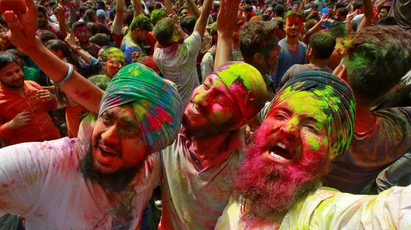Lễ hội Holi – Cuộc “gặp gỡ” đầy sống động của người Hindu - Hình 8