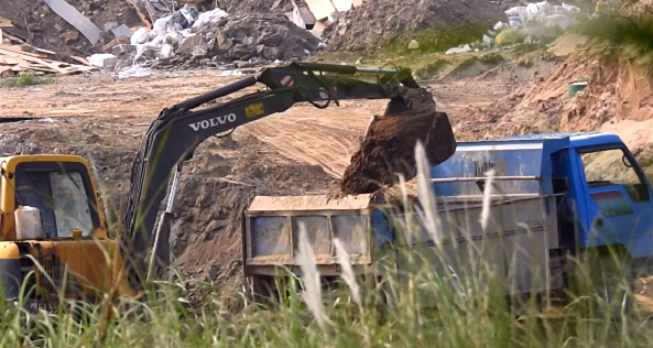 Hà Nội: Cơ quan chức năng quận Tây Hồ “thờ ơ” khi tài nguyên quốc gia bị đánh cắp?