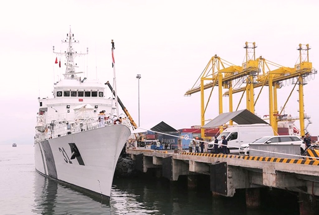Tàu cảnh sát biển Ấn Độ chính thức đến thăm TP biển Đà Nẵng - Hình 2