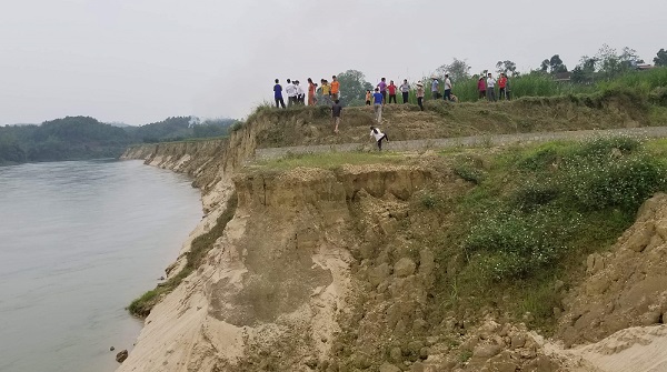 Phú Thọ chỉ đạo tạm dừng khai thác cát sỏi tại xã Đông Khê