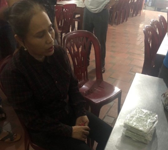 Nghệ An: Bắt nữ quái chuyên "gieo"... “cái chết trắng”