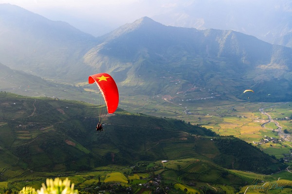 Đỉnh đèo Khau Phạ và “đồi mâm xôi” là 2 điểm bay dù lượn mới ở Mù Cang Chải - Hình 1