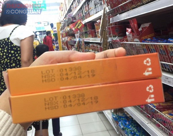 Người tiêu dùng bức xúc vì siêu thị Big C Bắc Giang bán hàng cận date, hết date - Hình 3
