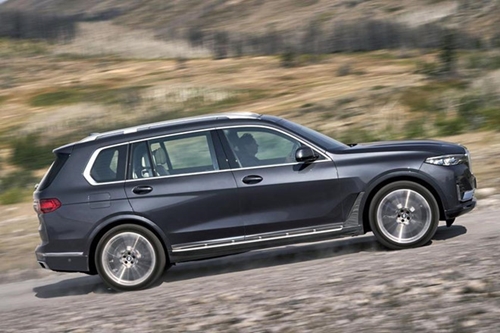 Xe SUV hạng sang BMW X7 2019 triệu hồi gấp vì lỗi ghế ngồi