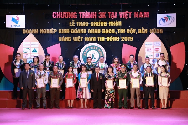 Tổng công ty Thái Sơn được vinh danh tại Lễ trao chứng nhận Hàng Việt Nam tin dùng năm 2019 - Hình 2