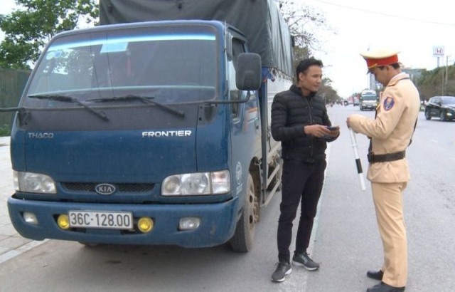 Thanh Hóa: Xử lý và tạm giữ hơn 250 xe ô tô hết niên hạn sử dụng