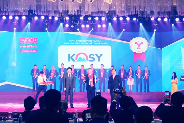 Kosy Group khẳng định vị thế mới với hattrick giải thưởng “Thương hiệu mạnh Việt Nam” - Hình 1