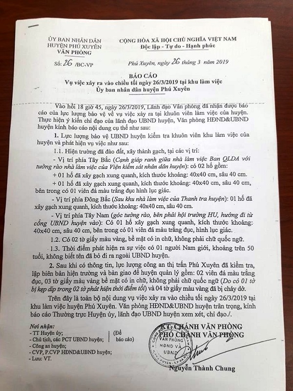 Hà Nội: Cần làm rõ việc cán bộ huyện Phú Xuyên đào hố, chôn đá, yểm bùa tại trụ sở